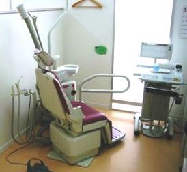 車イス対応ユニット（治療イス）　完全バリアフリー　